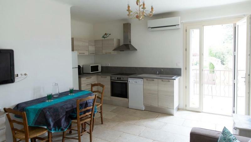Entre Ble Et Lavande Apartment บอนนิเยอ ภายนอก รูปภาพ